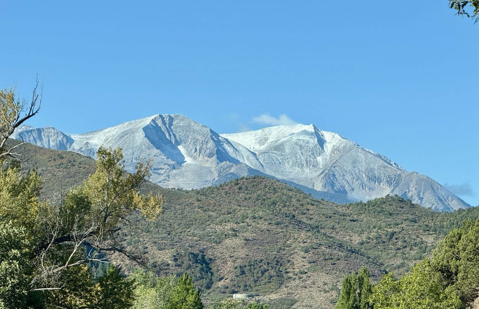 Aspen mountains snow peak in Colorado 